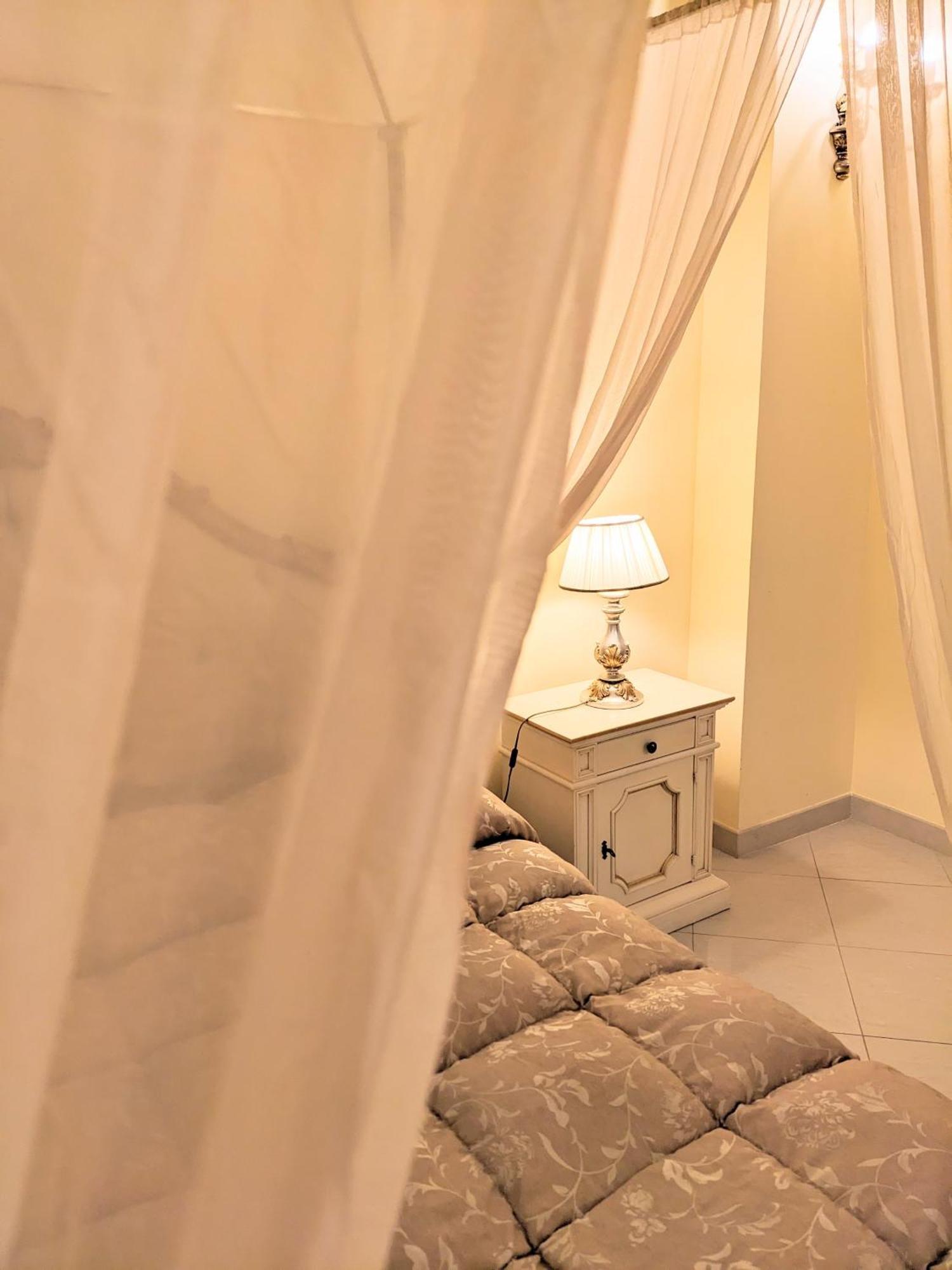Castello Conti Filo Bed and Breakfast Torre Santa Susanna Eksteriør billede