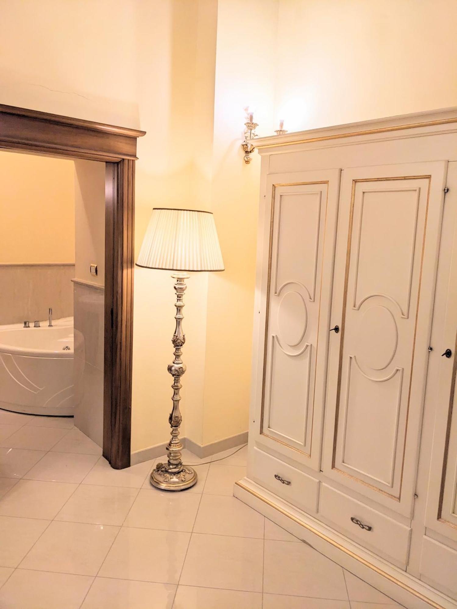 Castello Conti Filo Bed and Breakfast Torre Santa Susanna Eksteriør billede
